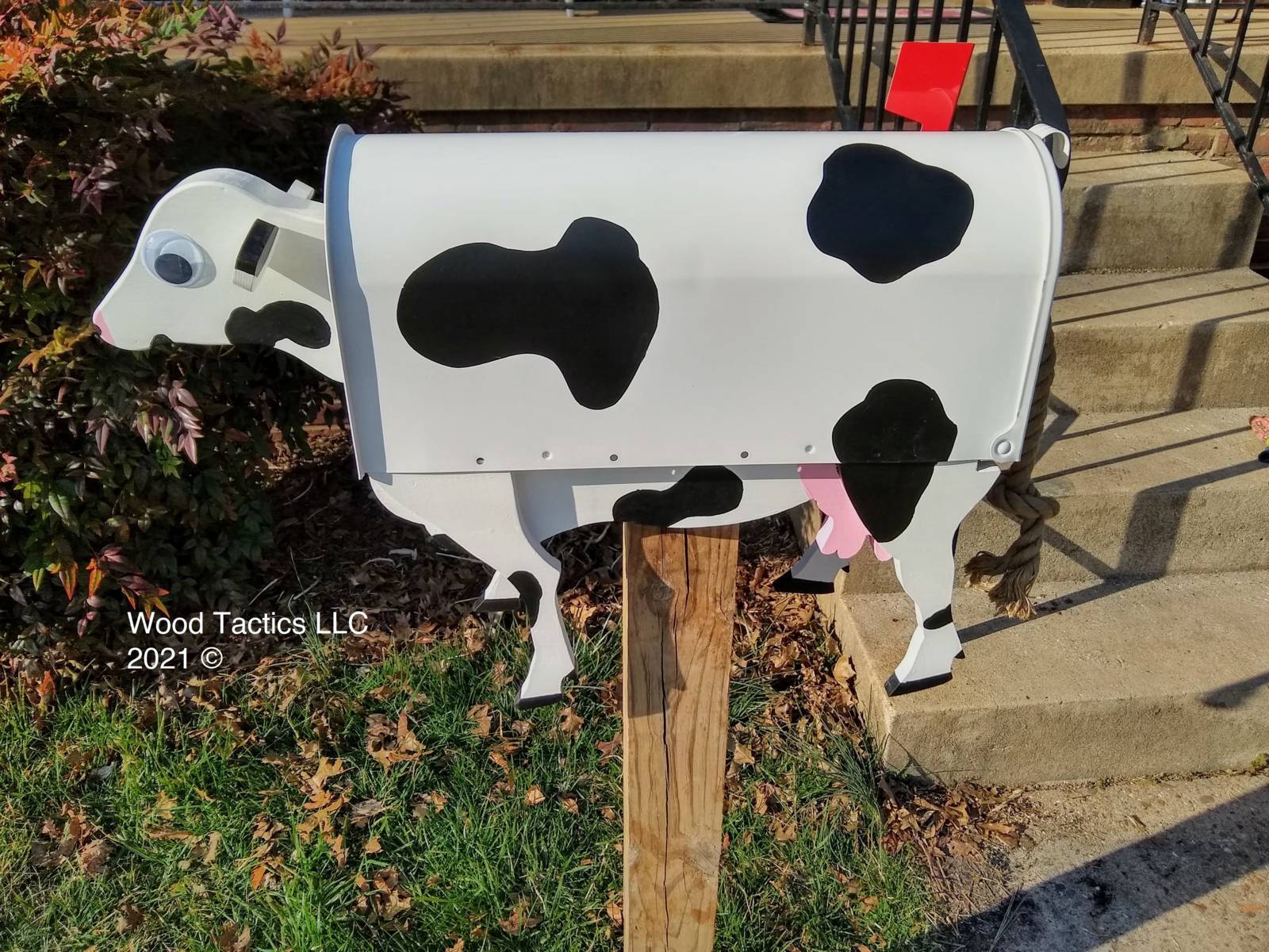 Custom Cow Mailbox.