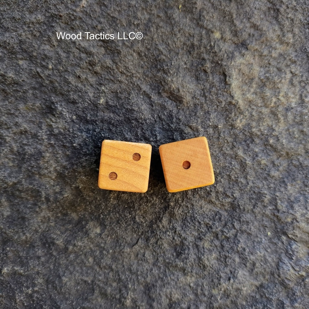 Maple Hardwood D3 16mm in size Dice with PIPS. End and Face Grain View.