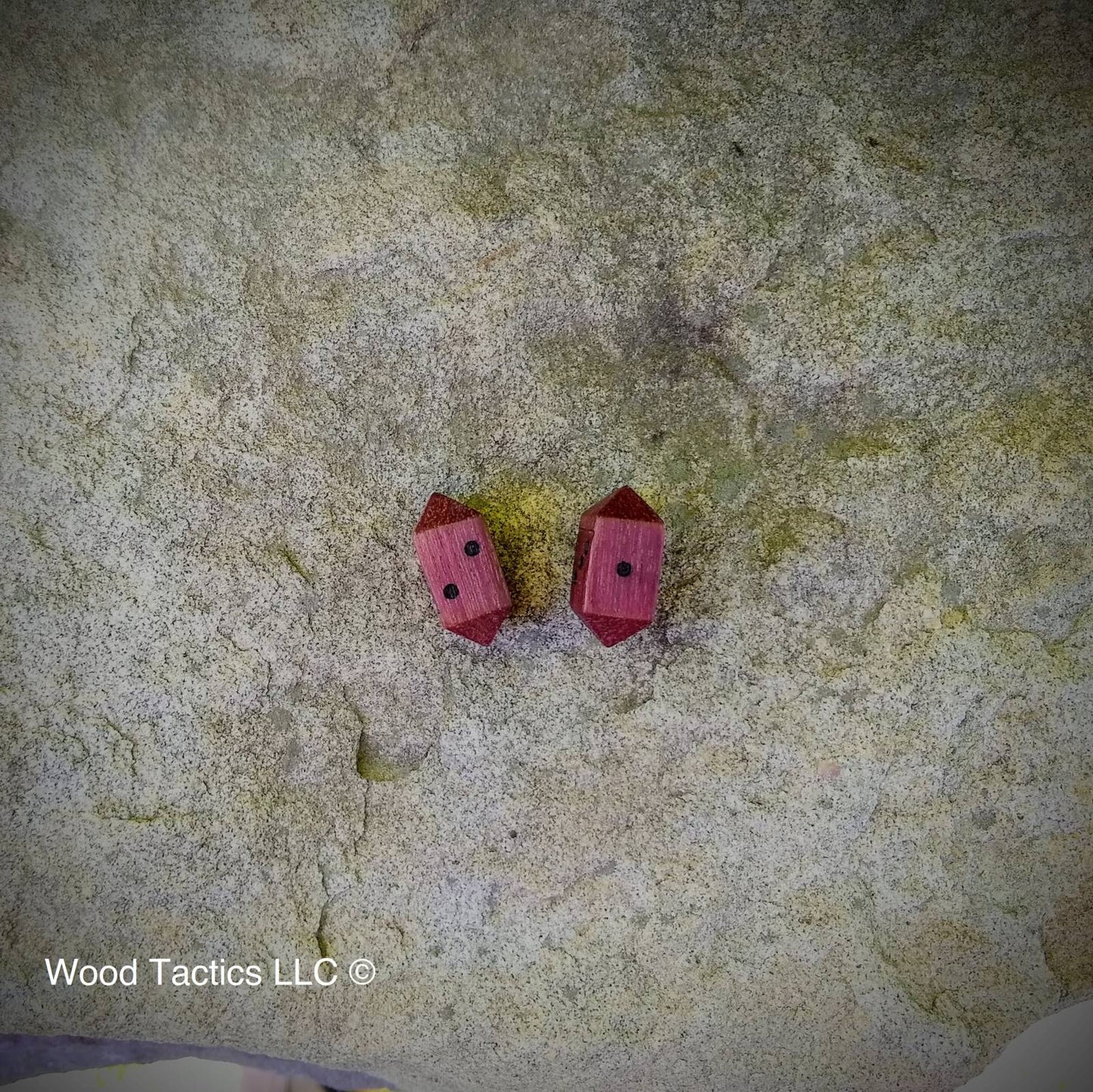 Purple Heart Hardwood Barrell D4 Dice with Pips without ink.
