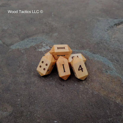 Maple Hardwood Barrell D4 Dice with Pips, Numbers and Roman Numerals Symbols. 